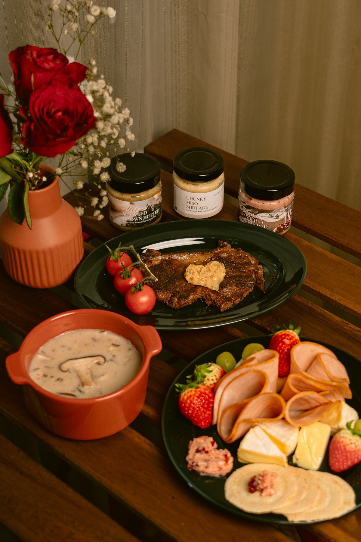 BORDERLESSBUTTER | Elevating Meals, Spreading Joy